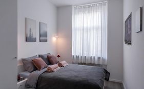 Apartment Hebrangova